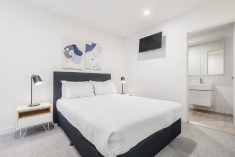Executive Comfort Living Near La Trobe & RMIT Uni - Sydneys Hotel 3