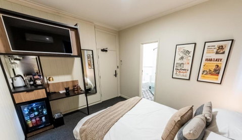 Eyre Hotel - Sydneys Hotel 2