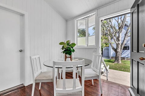 Gabba Central House 3BR2Bath Pets - Sydneys Hotel 3