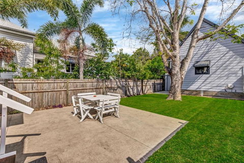 Gabba Central House 3BR2Bath Pets - Sydneys Hotel 0