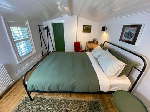 Gable House - Sydneys Hotel 2