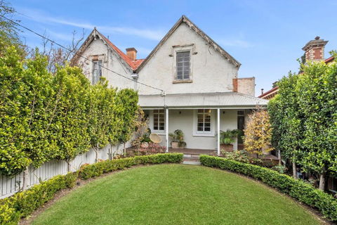 Gable House Geelong - Sydneys Hotel 0