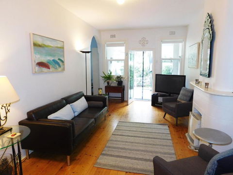 Garden Apartment In The Heart Of Double Bay - Sydneys Hotel 2