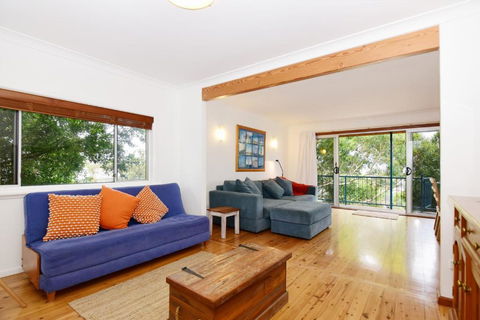 GERR14C - Salty Dog - Sydneys Hotel 0