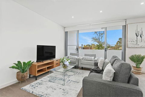 GLAD3 Gladesville Getaway Bright & Contemporary - Sydneys Hotel 0