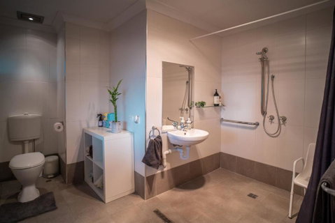Glen Mervyn Lodge - Sydneys Hotel 4