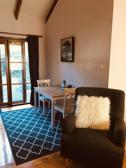 Glenview Retreat Luxury Accommodation - Sydneys Hotel 4