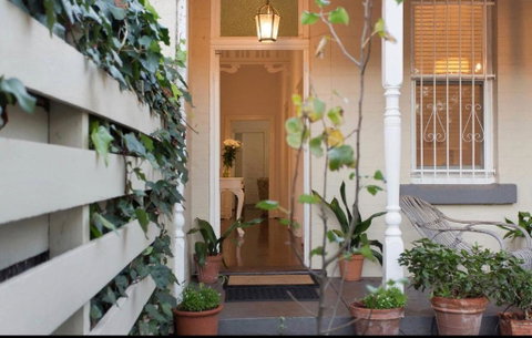 Gorgeous Subiaco Cottage - Sydneys Hotel 1