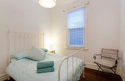 Gorgeous Subiaco Cottage - Sydneys Hotel 4