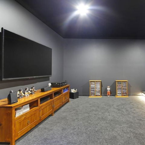 GOULBURN ALPACA FARM STAY - Sydneys Hotel 3
