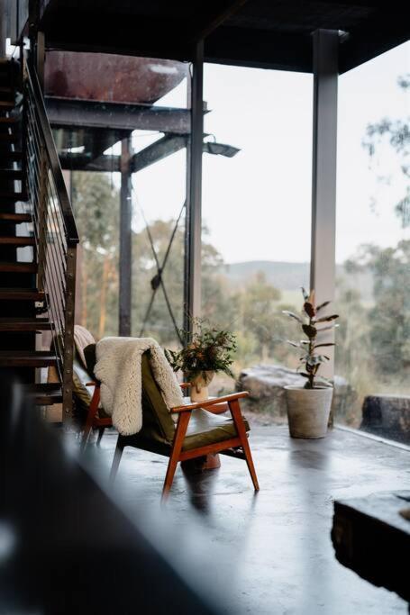 Grand Designs Eco Bush Retreat - Sydneys Hotel 3