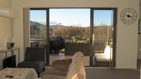 GREENWAY WATERS 2 Bed Apartment - Sydneys Hotel 3