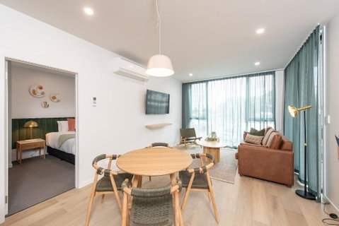 Grow At Goodwood - Sydneys Hotel 4