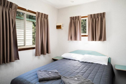 Gundagai Cabins & Tourist Park - Sydneys Hotel 4