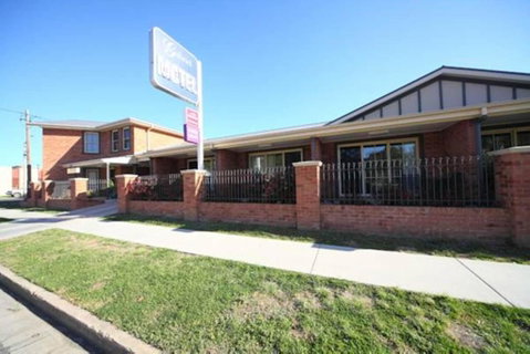 Gundagai Gabriel Motor Inn - Sydneys Hotel 2