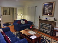 Book Rutherglen Accommodation Vacations Sydneys Hotel Sydneys Hotel