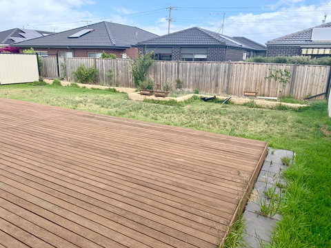 AHA Family Holiday House With Huge Backyard - Sydneys Hotel 1