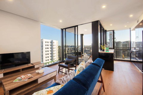 AirTrip Apartment II On Cordelia Street - Sydneys Hotel 0