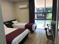 Book Weipa Accommodation Vacations Sydneys Hotel Sydneys Hotel