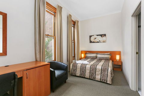 Alishan International Guest House - Sydneys Hotel 1