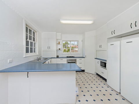Allamanda House, 3 Willow Street - Sydneys Hotel 1