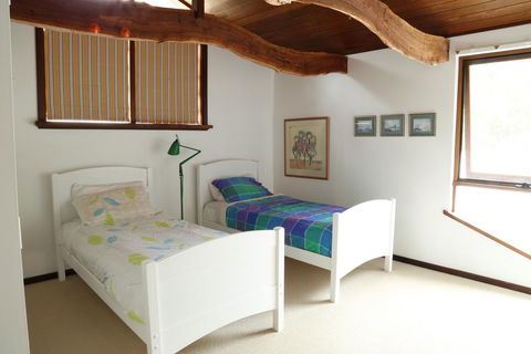 Anagama House & Studio - Sydneys Hotel 2
