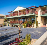 Anchors Aweigh - Sydneys Hotel