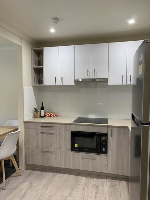 Aneeki Ski Lodge - Sydneys Hotel 2