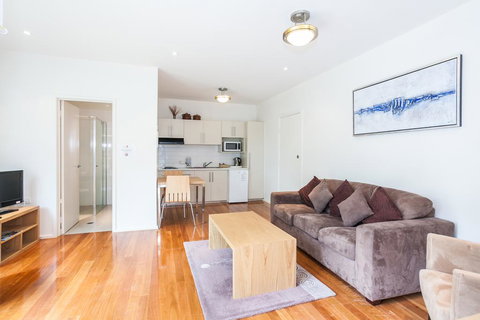 Anglesea River Apartments - Apartment 22 - Sydneys Hotel 1