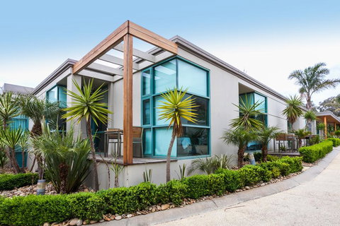 Anglesea River Apartments - Apartment 22 - Sydneys Hotel 0