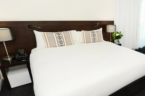 Apartments @ 79 Goondoon - Sydneys Hotel 0