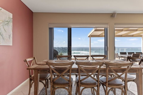 Aqua Shores Penthouse - Sydneys Hotel 3