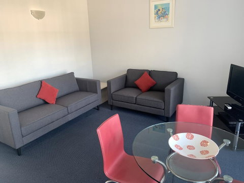 Aquarius Apartments Mollymook - Sydneys Hotel 1