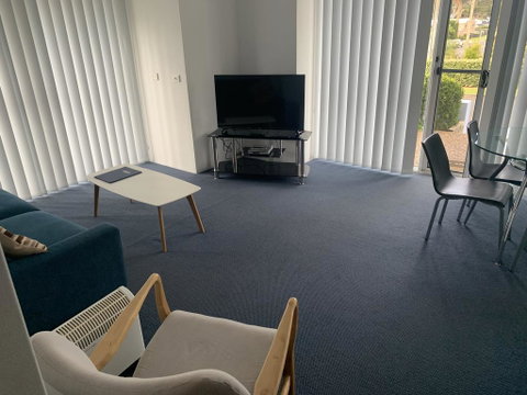 Aquarius Apartments Mollymook - Sydneys Hotel 3