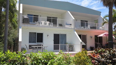 Arcadia Beach Unit 4 - Sydneys Hotel 0