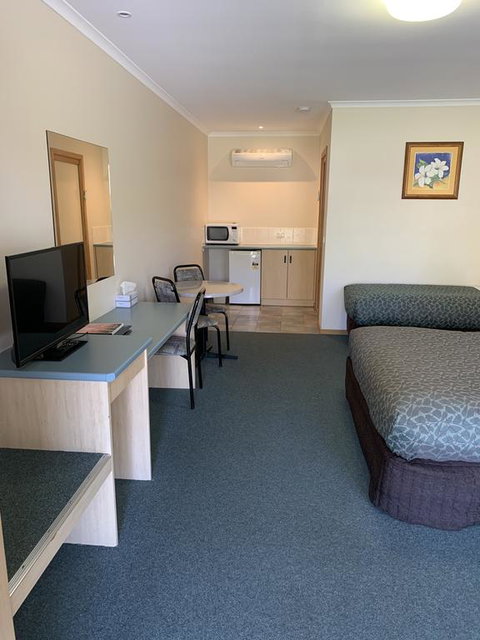 Arthur Phillip Motor Inn - Sydneys Hotel 2