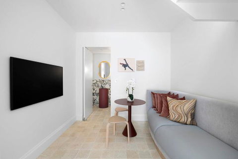 Luxury Designer Redfern House - Sydneys Hotel 1