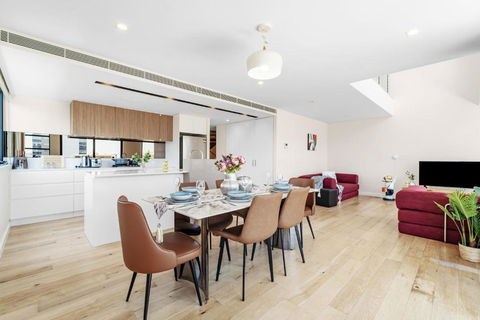 Mascot Spacious Loft Apt Near Train - Sydneys Hotel 0