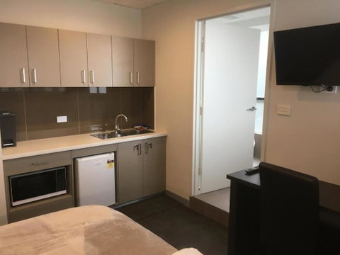 MEDISTAY - Sydneys Hotel 1