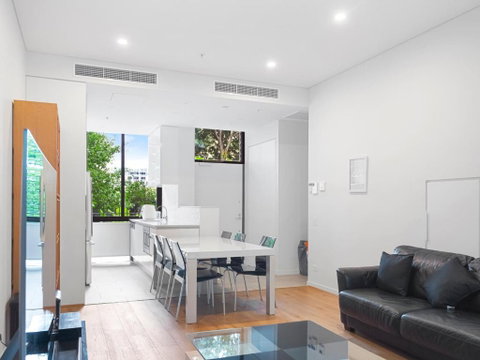 Modern Split Level 2Bed With Pool - Sydneys Hotel 0