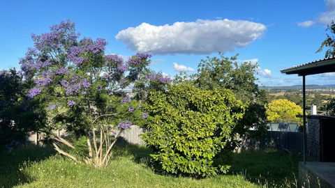 Morwell Pet Friendly 3 BRMS Rental Home Free Wi-fi - Sydneys Hotel 1