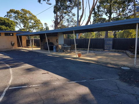 Motel Traralgon - Sydneys Hotel 3