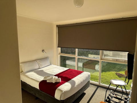 Motel Traralgon - Sydneys Hotel 2