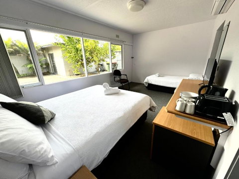 Mount Beauty Motor Inn - Sydneys Hotel 0
