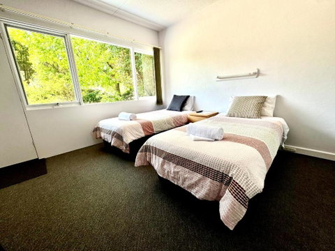 Mount Beauty Motor Inn - Sydneys Hotel 2