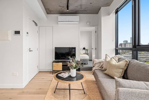 NEW Spectacular Views Southbank - Sydneys Hotel 2