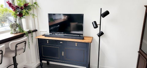 NYC Loft Brisbane, Free Parking! - Sydneys Hotel 3
