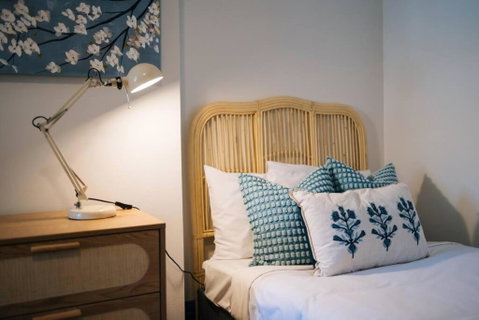 OnceUp A BlueMoon Terrace Nr CBD - Sydneys Hotel 1