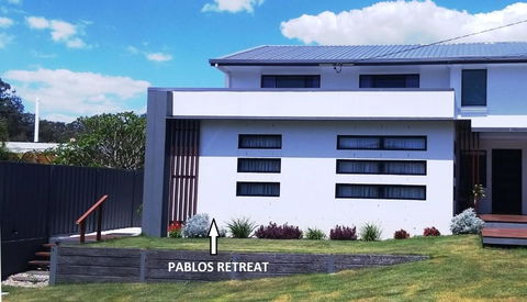 Pablos Retreat - Sydneys Hotel 1