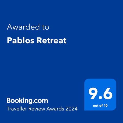 Pablos Retreat - Sydneys Hotel 0